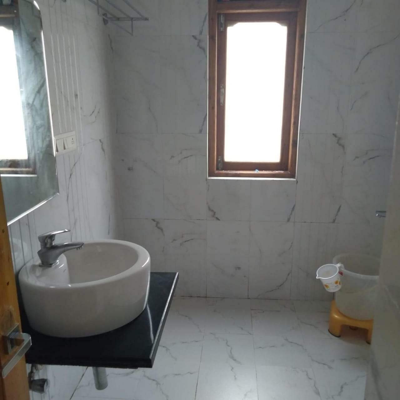 Apple Blossom Hotel Manali  Luaran gambar