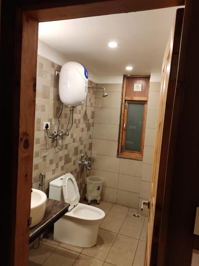 Apple Blossom Hotel Manali  Luaran gambar
